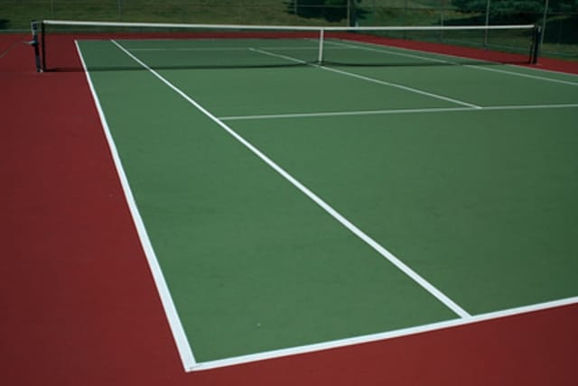 Sơn kẻ vạch sân tennis chuyên nghiệp Sơn kẻ vạch sân tennis chuyên nghiệp